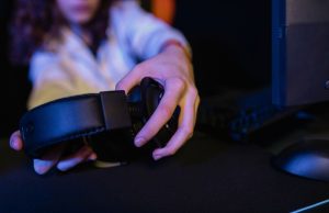 Gaming i streaming na najwyższym poziomie – dlaczego światłowód to jedyny słuszny wybór